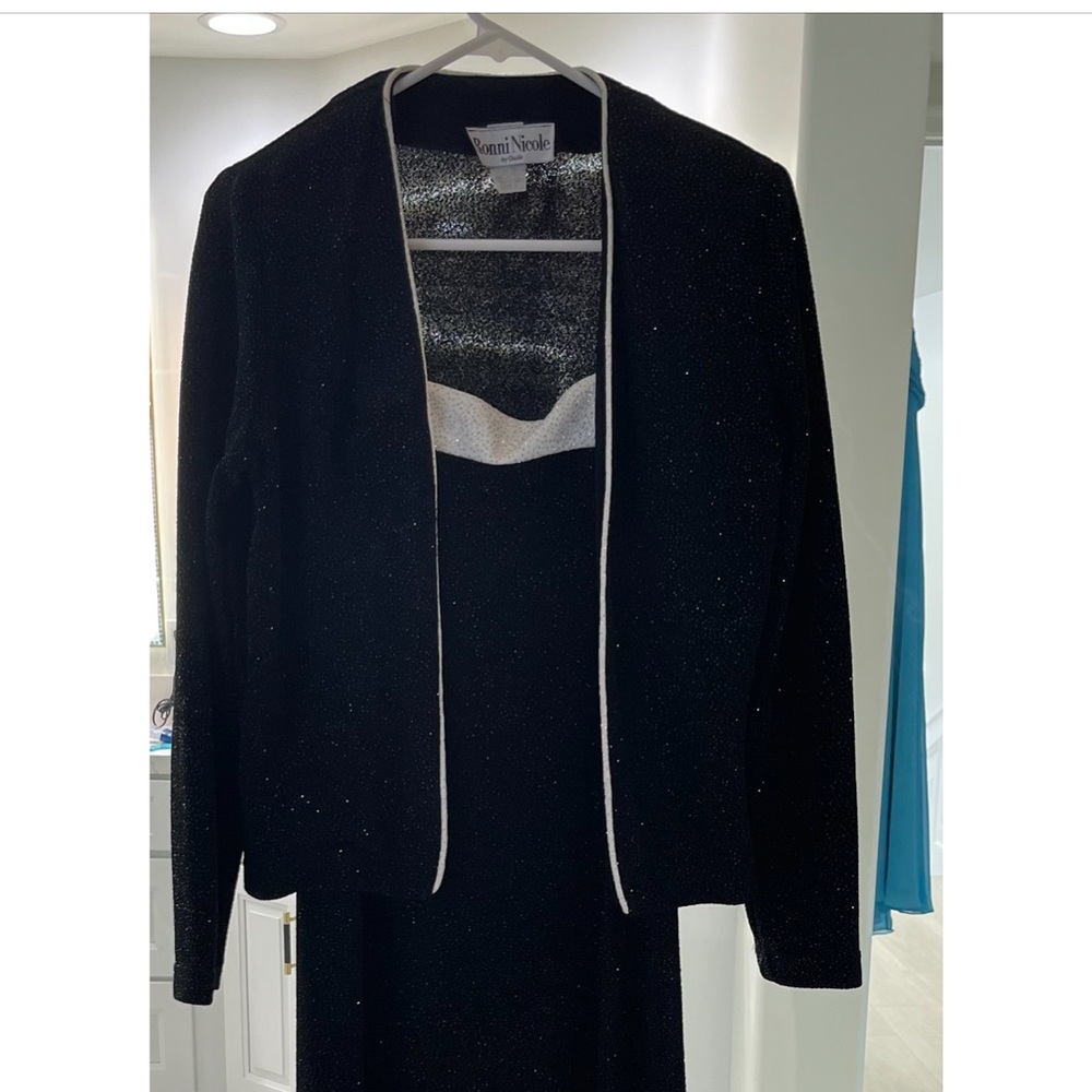 Long Black and white dress Glitter